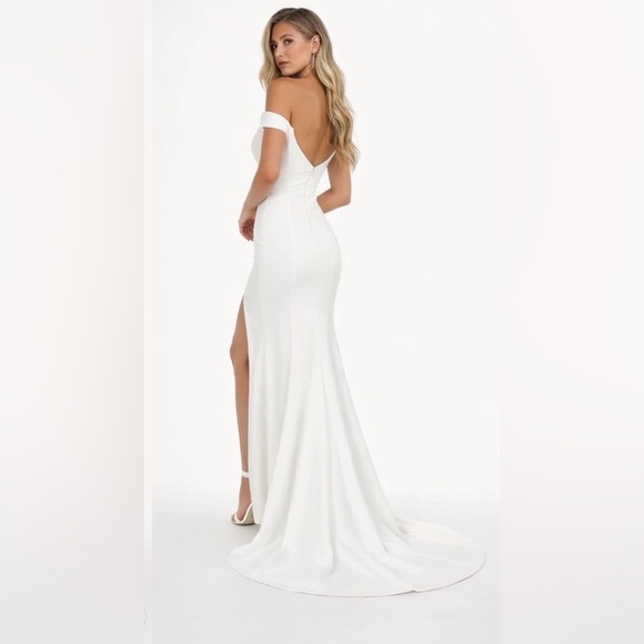 Lulus NWT “Idyllic Perfection” White Plunge Sleeveless Mermaid Maxi Size Small - Picture 3 of 12